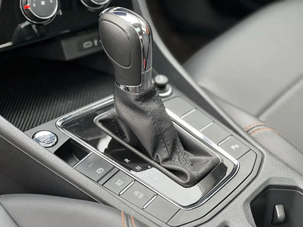 Bora 2023 200TSI DSG Yuexing Edition купить на сайте DeffCars