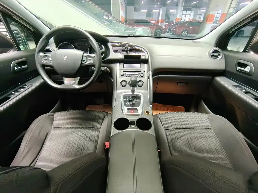 Peugeot 3008 2016 2.0L Automatic Classic Edition купить на сайте DeffCars