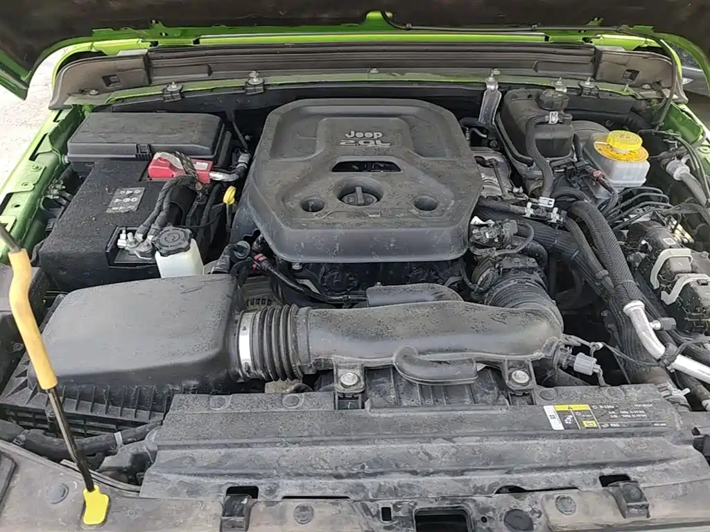 Wrangler 2019 2.0T Sahara four-door version National VI купить на сайте DeffCars