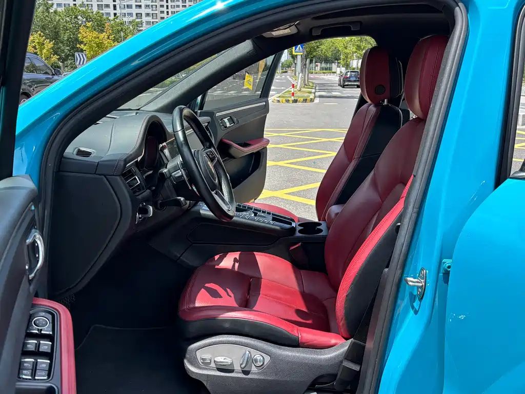 Macan 2021 Macan 2.0T купить на сайте DeffCars