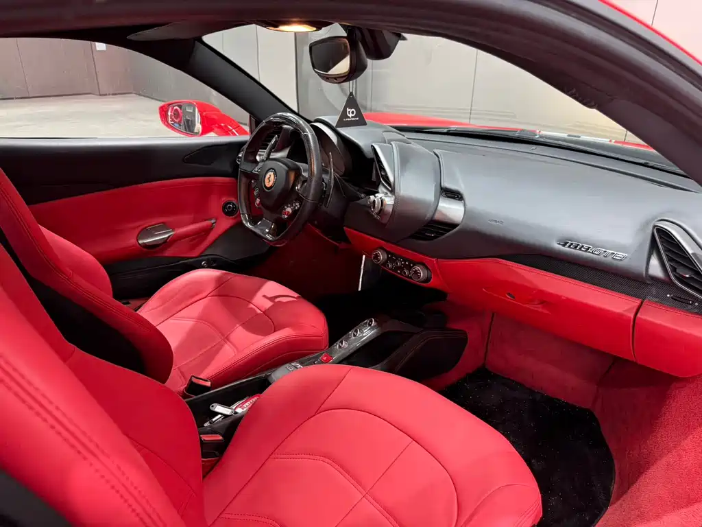 Ferrari 488 2015 GTB купить на сайте DeffCars