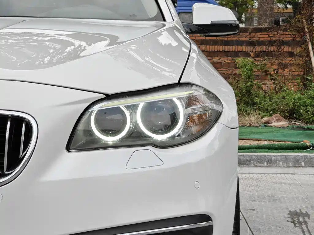BMW 5 Series 2014 525Li Luxury Design Package купить на сайте DeffCars