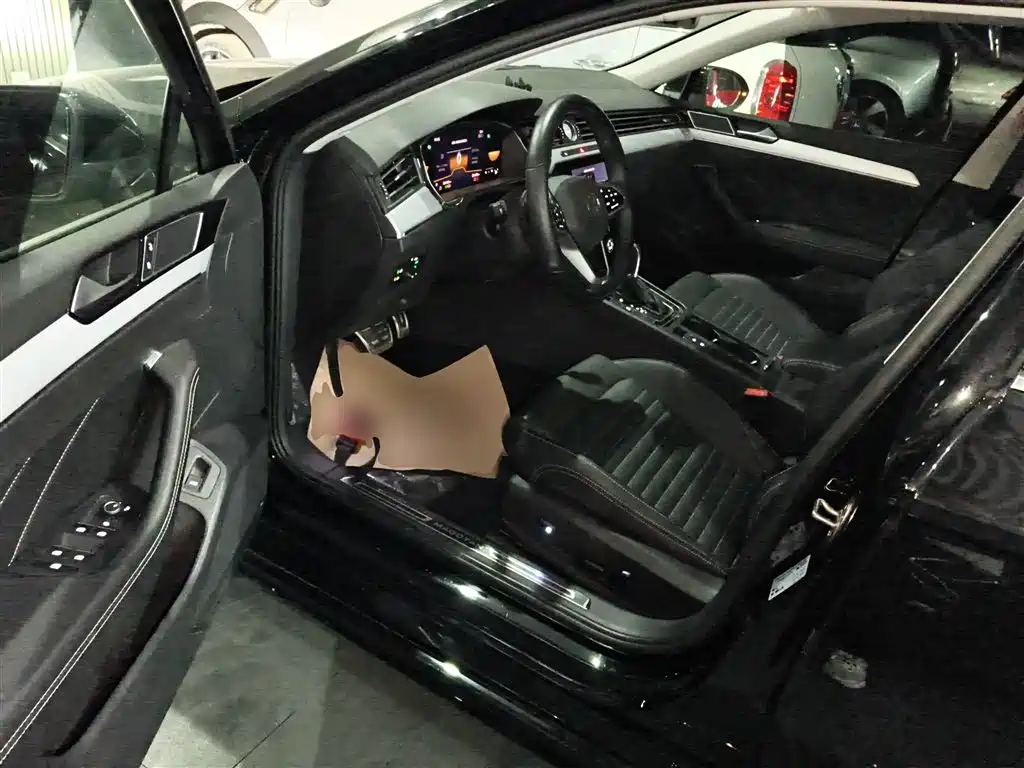 Magotan 2025 model 280TSI DSG comfort model купить на сайте DeffCars