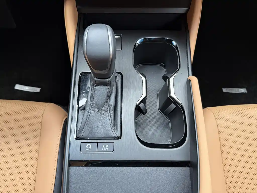 Lexus ES 2025 300h Premium Edition купить на сайте DeffCars