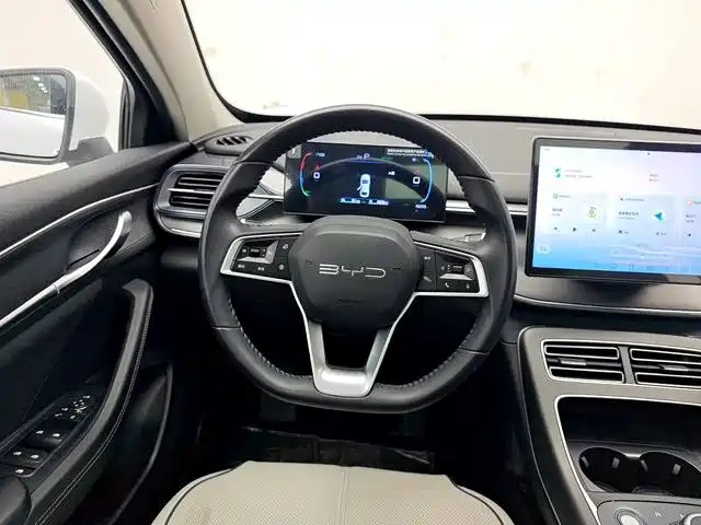 Destroyer 05 2024 Honor Edition DM-i 120KM Honor Type купить на сайте DeffCars