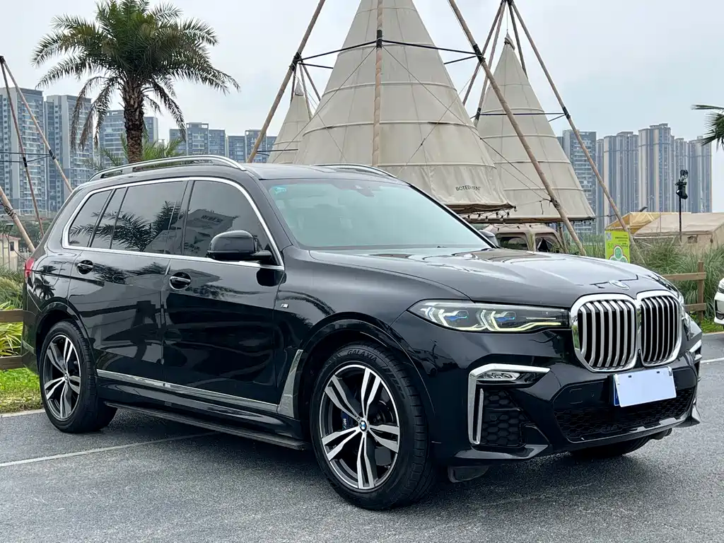 BMW X7 2020 xDrive40i Exclusive M Sports Package купить на сайте DeffCars