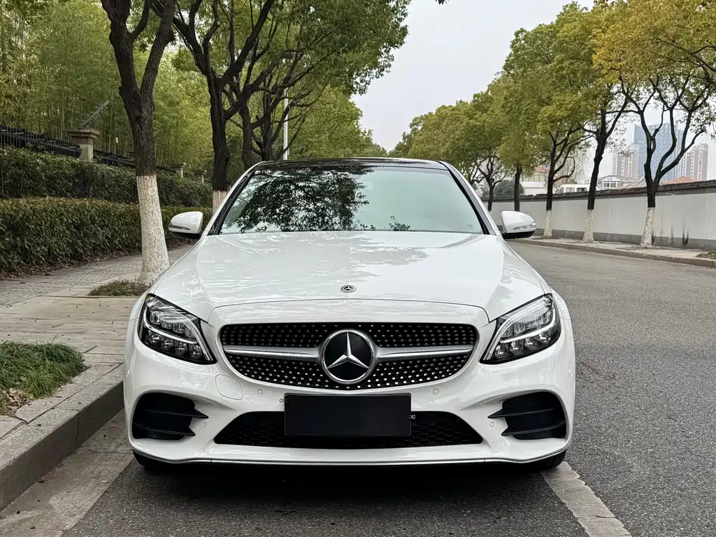 Mercedes-Benz C-Class 2020 facelift C 260 L sports version купить на сайте DeffCars