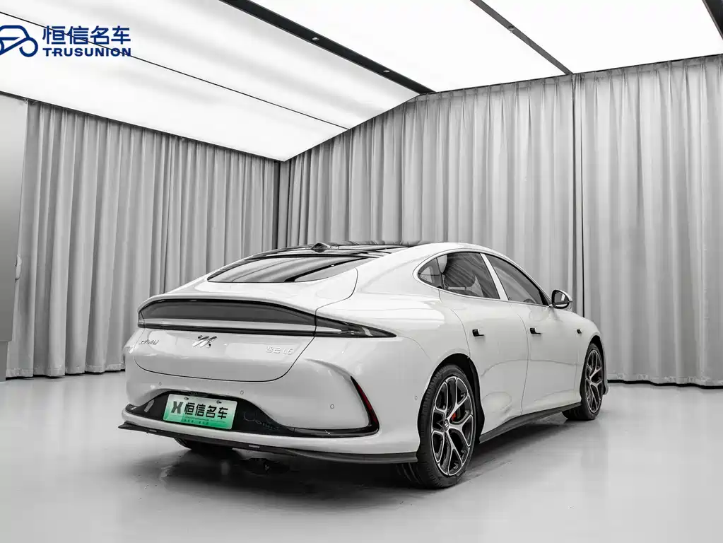 Zhiji L6 2025 Pro Max купить на сайте DeffCars