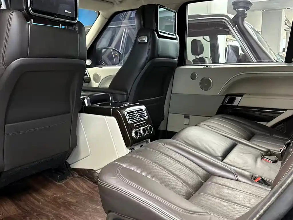 Range Rover 2014 3.0 SC V6 Vogue SE Genesis Extended Edition купить на сайте DeffCars