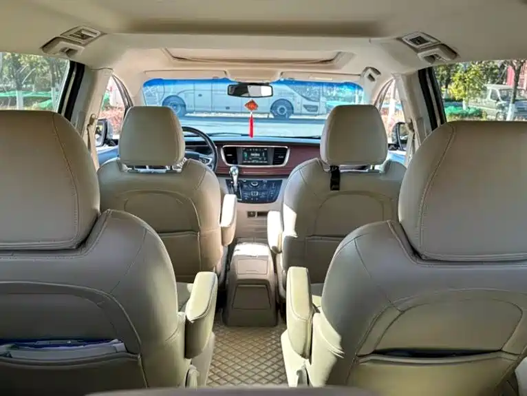 Buick GL8 2017 25S luxury model National V купить на сайте DeffCars