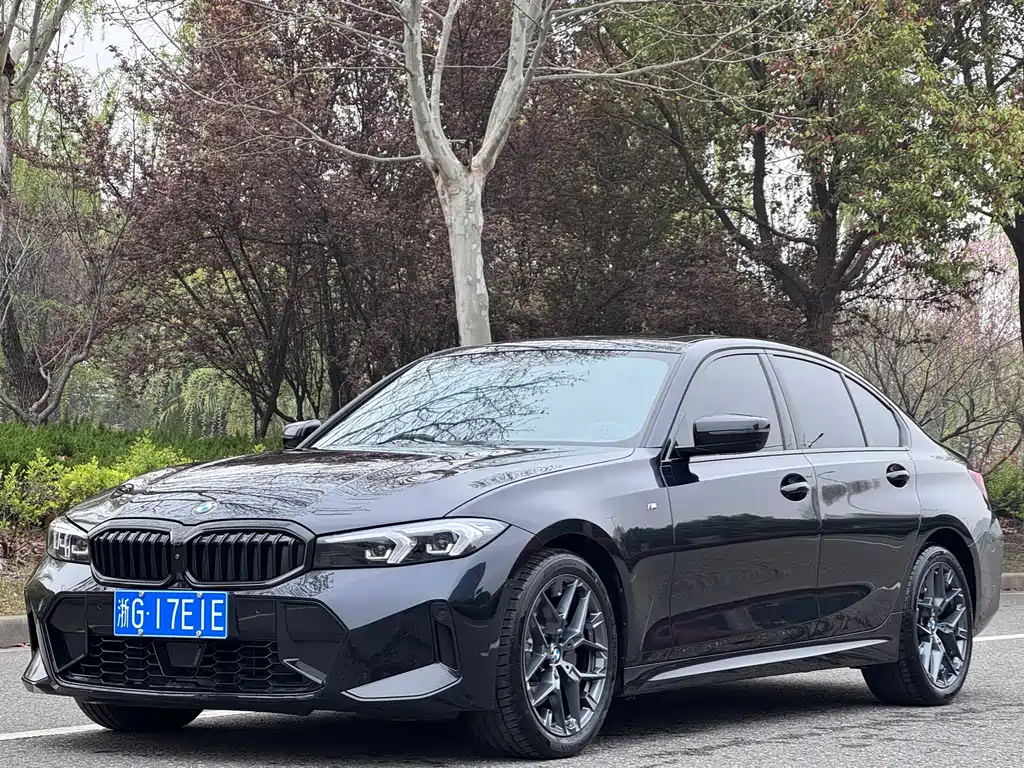 BMW 3 Series 2025 330i M Sports Night Package купить на сайте DeffCars