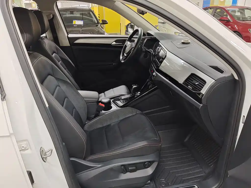 Tanyue 2019 330TSI two-wheel drive luxury model, National VI купить на сайте DeffCars
