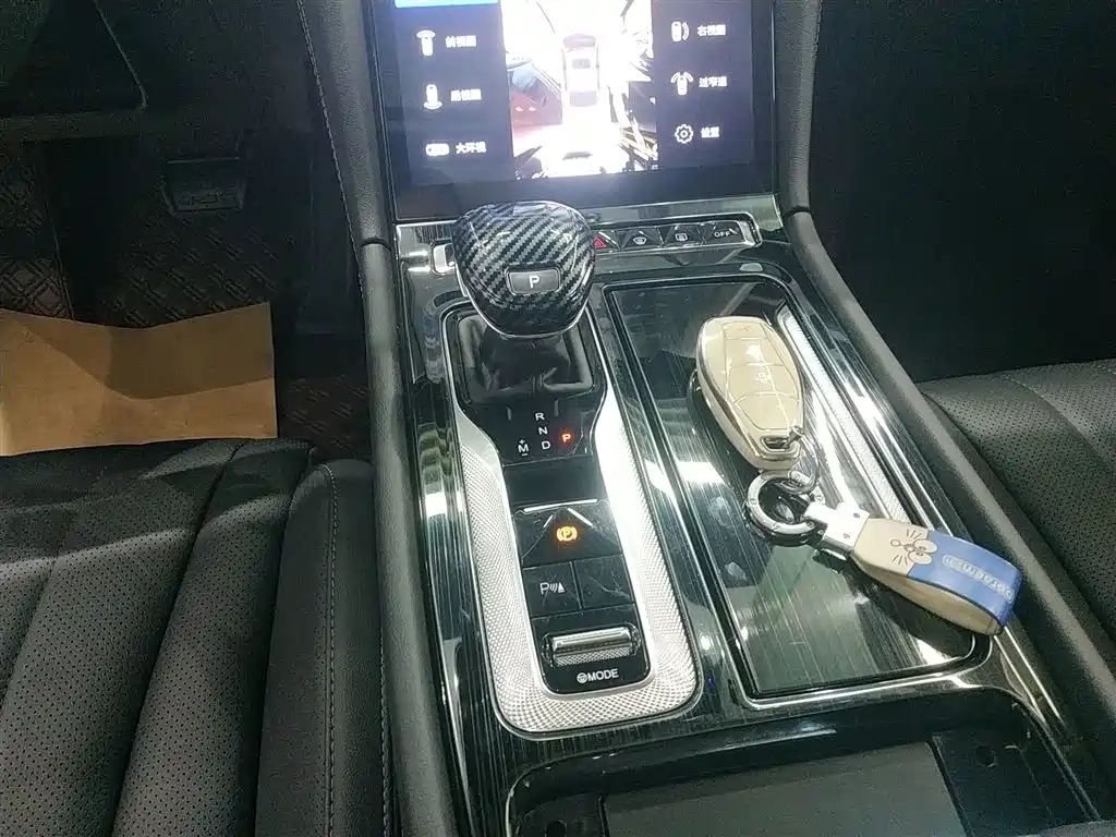 Hongqi H5 2023 2.0T Automatic Intelligent Connected Flag Edition купить на сайте DeffCars