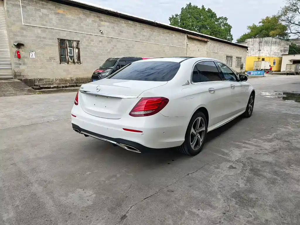 Mercedes-Benz E-Class 2017 E 300 L Sports Luxury купить на сайте DeffCars