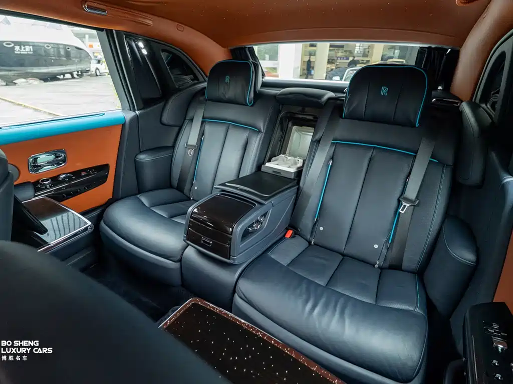 Phantom 2018 6.7T standard wheelbase version купить на сайте DeffCars