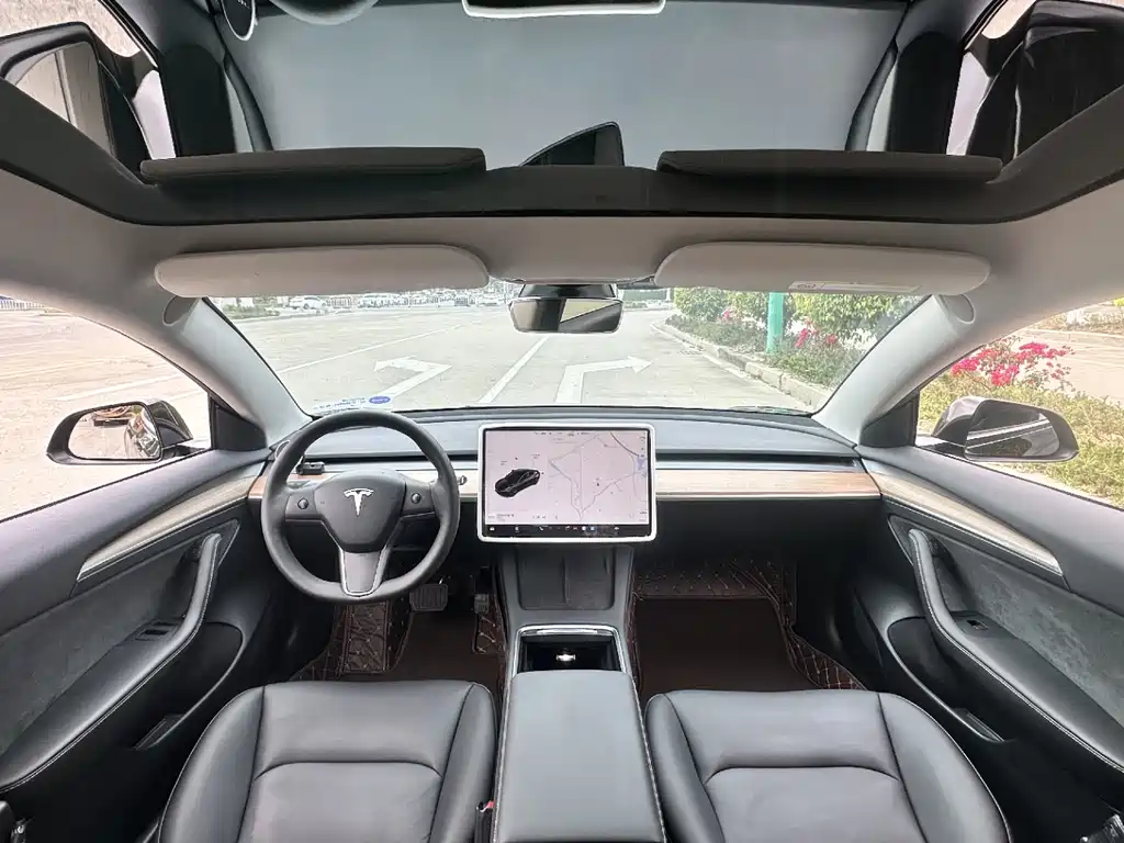 Model 3 2023 rear-wheel drive version купить на сайте DeffCars