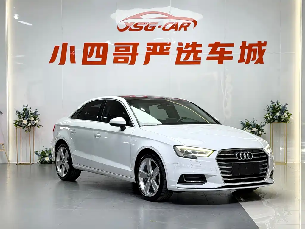 Audi A3 2017 Limousine 35 TFSI Fashion Model купить на сайте DeffCars