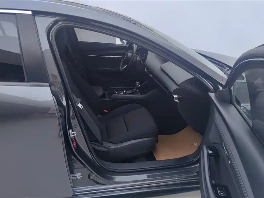 Mazda3 Angkesela 2021 2.0L automatic quality version купить на сайте DeffCars