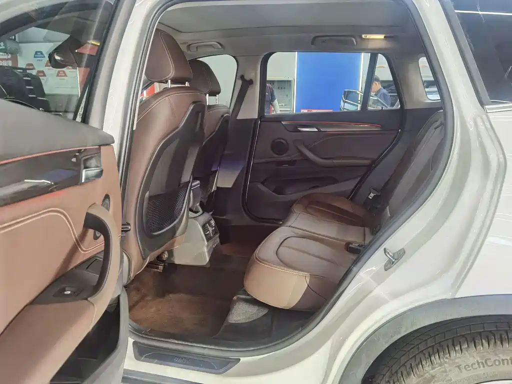 BMW X1 2019 xDrive20Li luxury model купить на сайте DeffCars