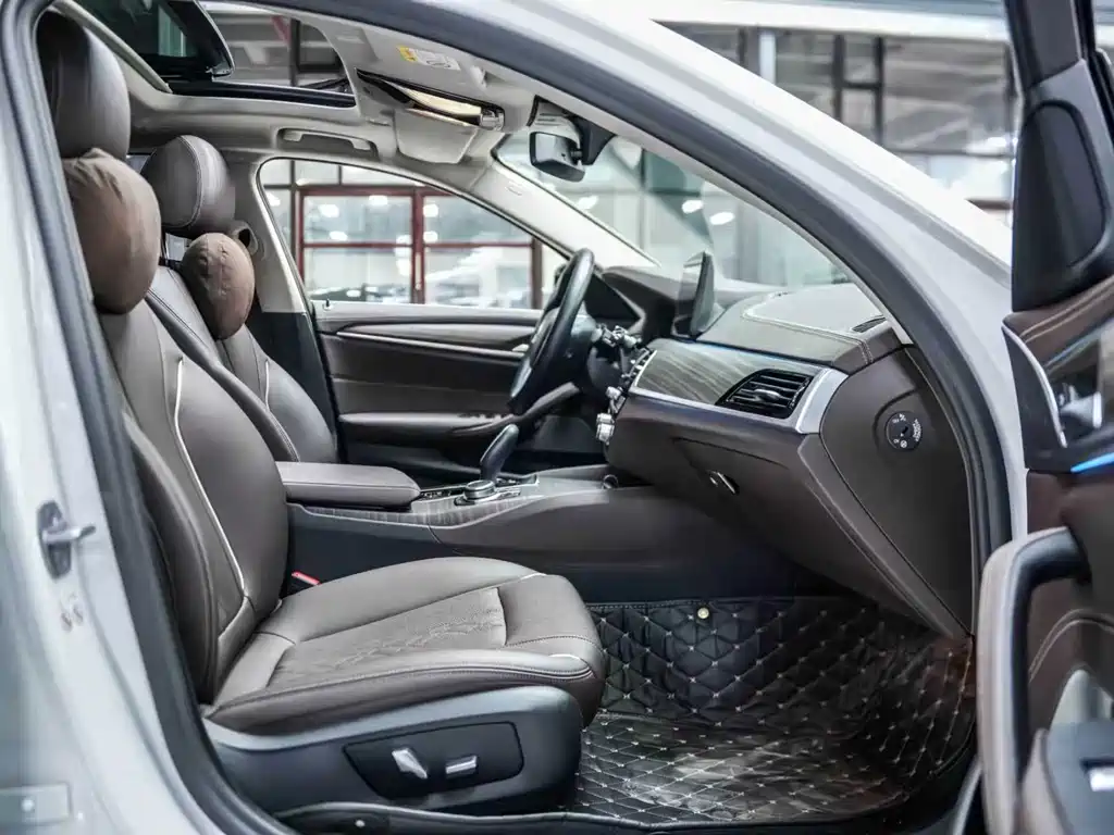 BMW 5 Series New Energy 2022 Model 535Le Luxury Package купить на сайте DeffCars