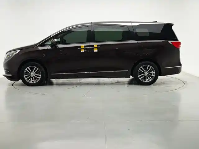 Buick GL8 2018 ES 28T flagship model National VI купить на сайте DeffCars