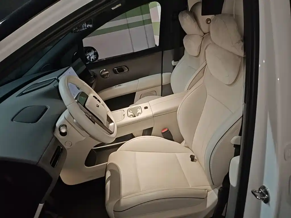 Ideal i6 2025 two-wheel drive standard version купить на сайте DeffCars