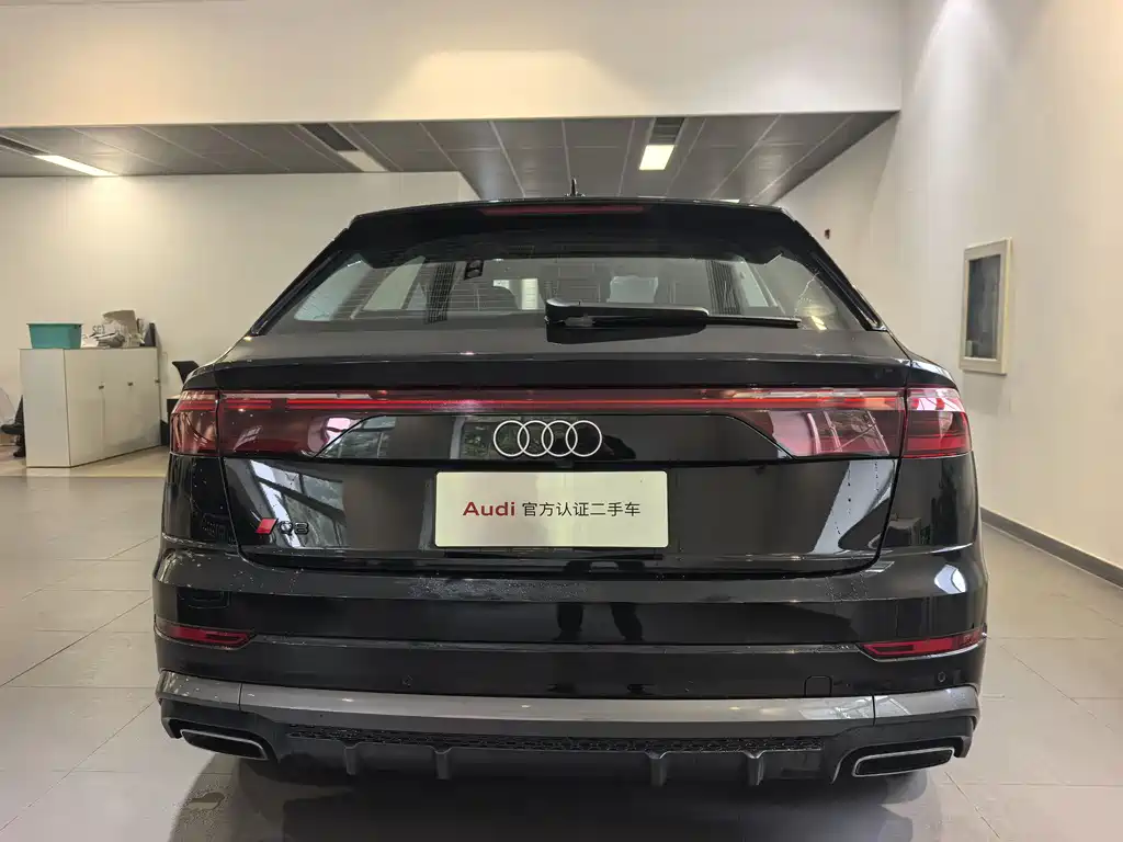 Audi Q8 2024 55 TFSI luxury and dynamic model купить на сайте DeffCars
