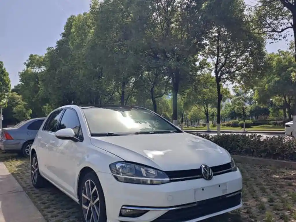 Golf 2019 200TSI DSG Comfort Type National V купить на сайте DeffCars
