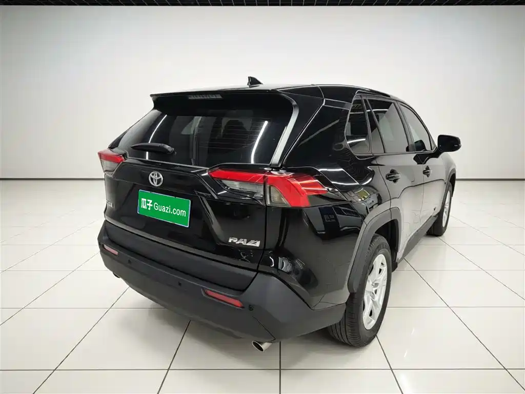 RAV4 Rongfang 2024 2.0L CVT two-wheel drive urban version купить на сайте DeffCars