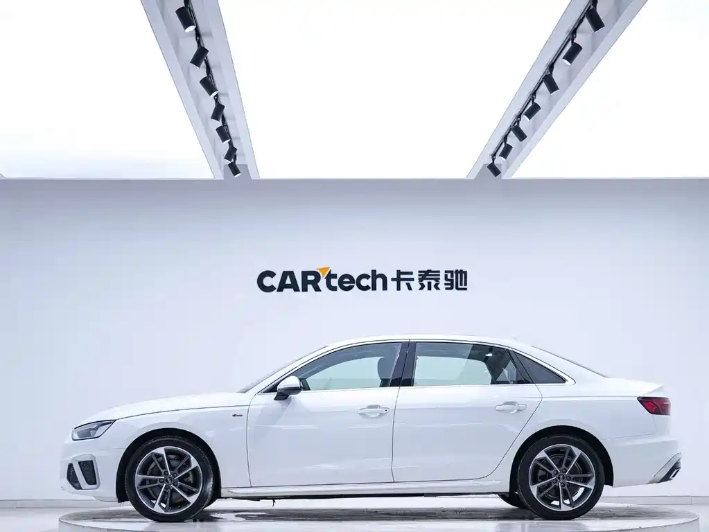 Audi A4L 2022 40 TFSI Fashionable and Dynamic купить на сайте DeffCars