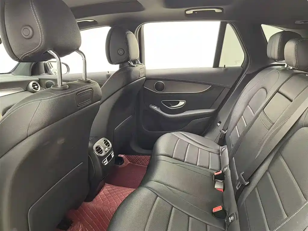 Mercedes-Benz GLC 2018 facelift GLC 300 4MATIC dynamic купить на сайте DeffCars