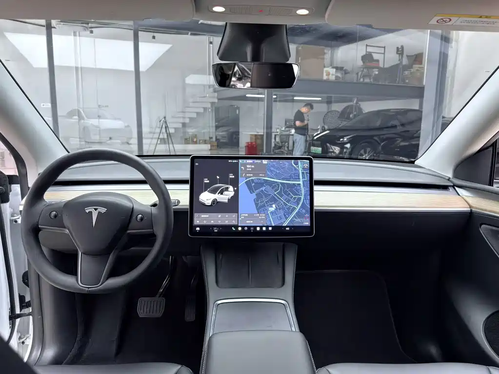 Model Y 2021 long-range all-wheel drive version купить на сайте DeffCars