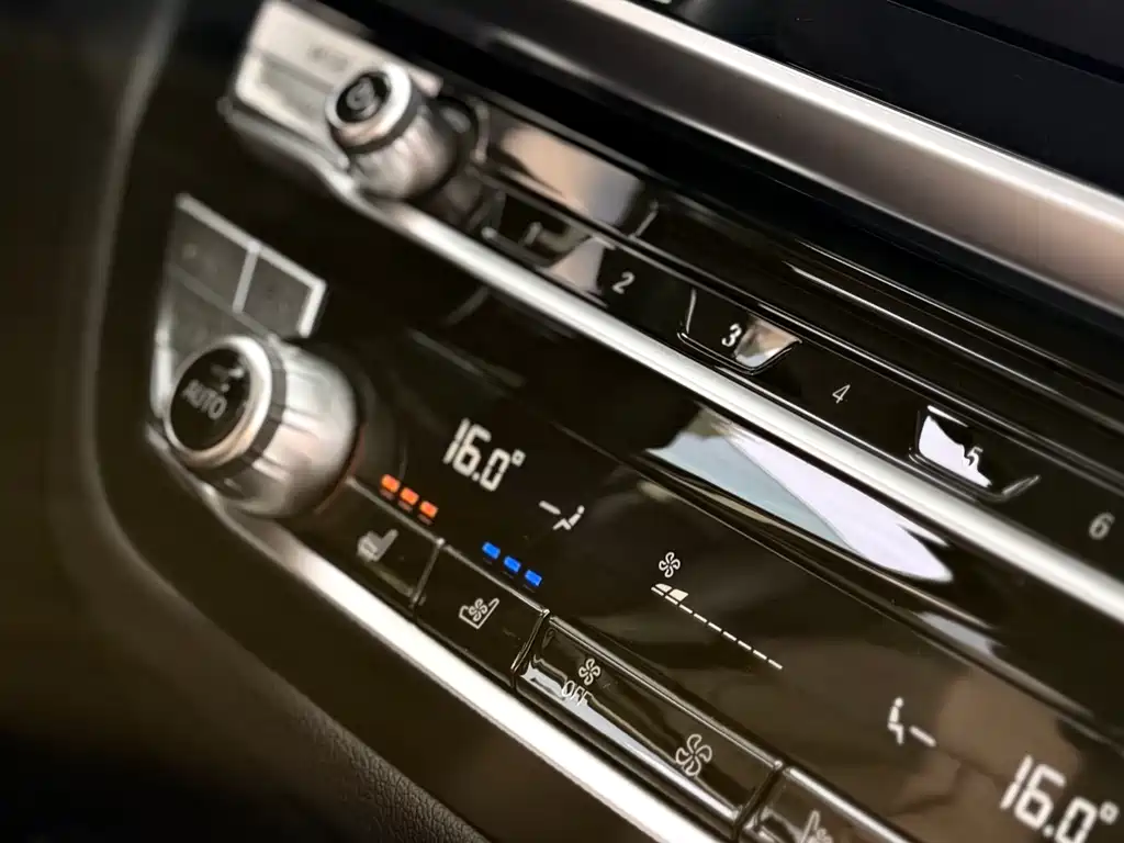 BMW X3 2019 xDrive30i leading M sports package купить на сайте DeffCars