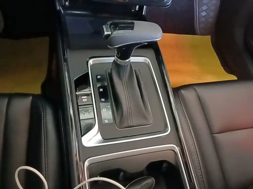 Pentium B70 2022 third generation 1.5T automatic enjoyment model купить на сайте DeffCars