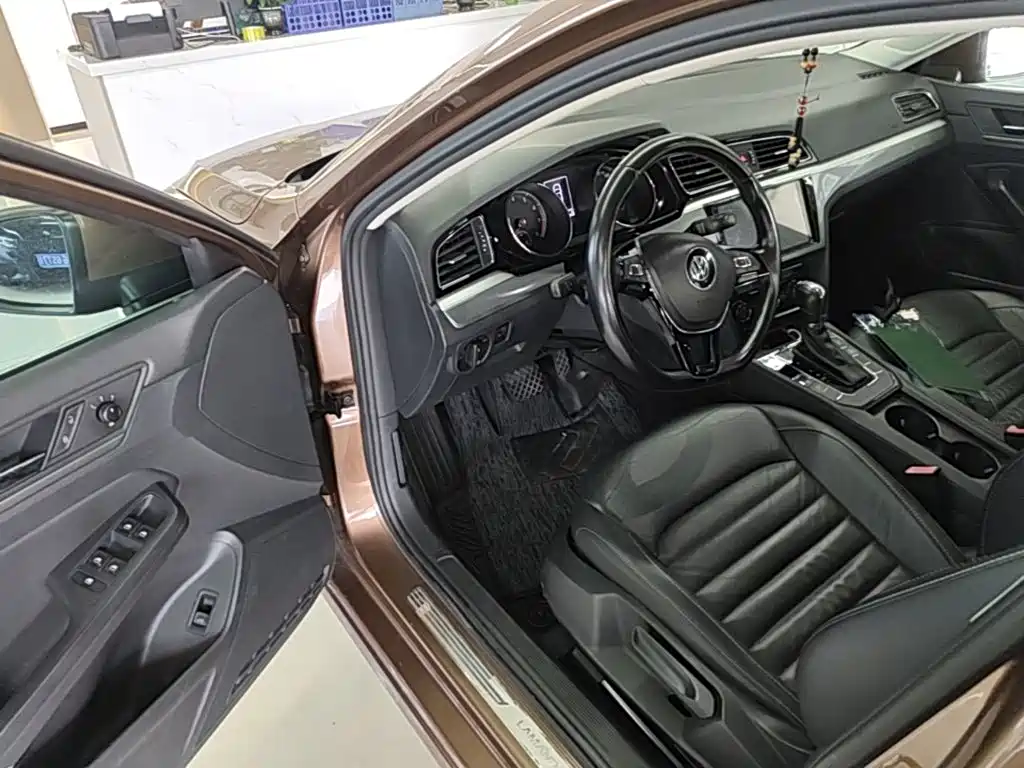 Lingdu 2017 280TSI DSG Comfort Edition купить на сайте DeffCars