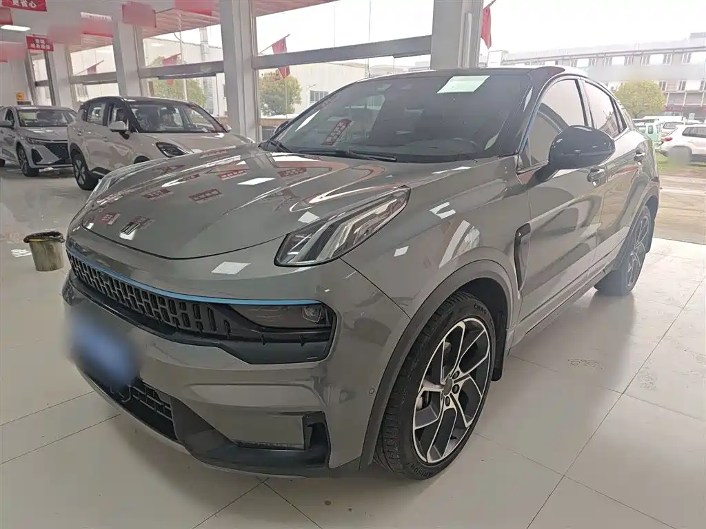 Lynk & Co 05 2020 2.0TD two-wheel drive shines Halo купить на сайте DeffCars