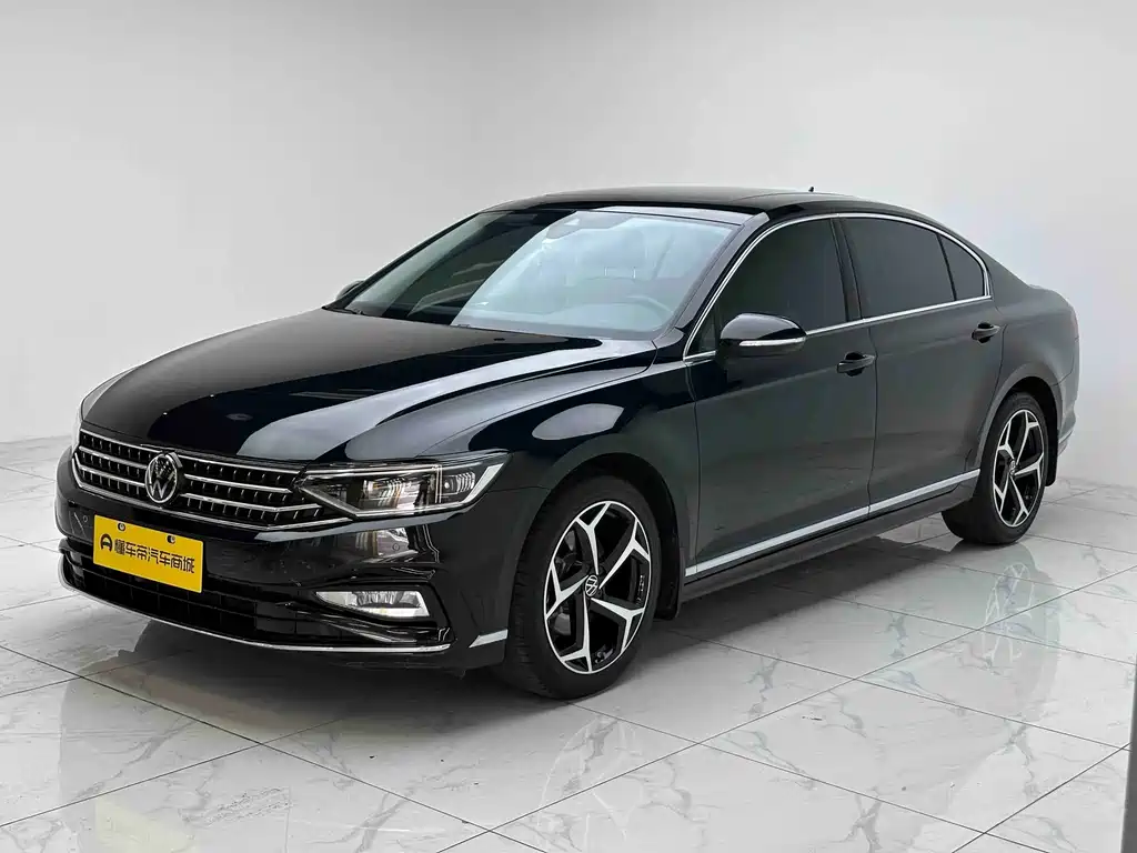 Magotan 2025 model facelift public model 330TSI DSG luxury model купить на сайте DeffCars