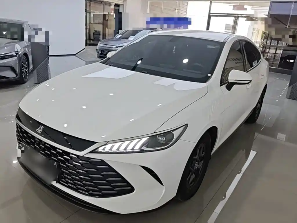 Qin Plus 2025 DM-i Smart 55km Leading купить на сайте DeffCars