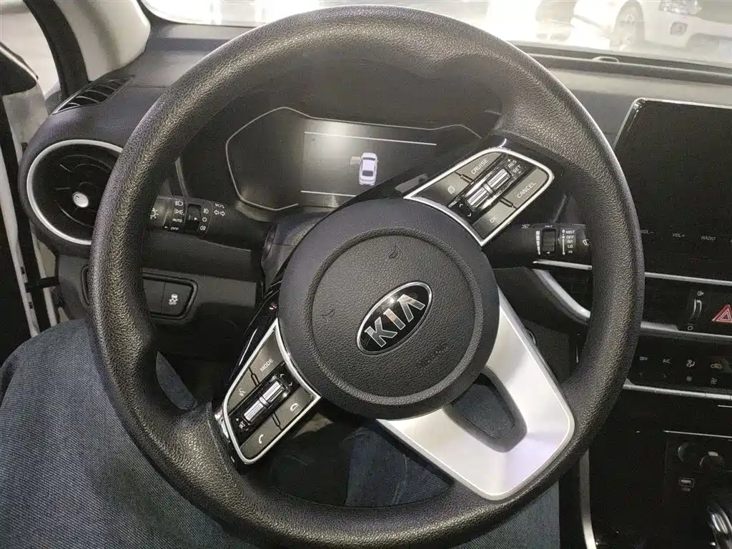 Kia K3 2020 1.5L CVT Fashion Edition купить на сайте DeffCars