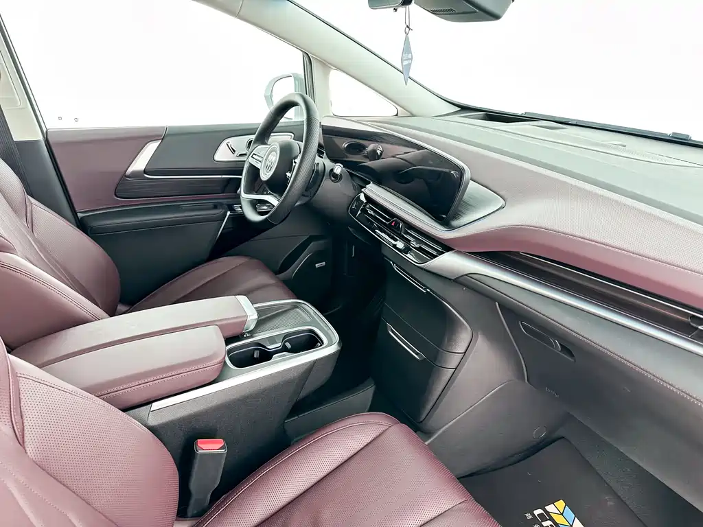 Century 2023 2.0T Six-seater Yuanshi Edition купить на сайте DeffCars