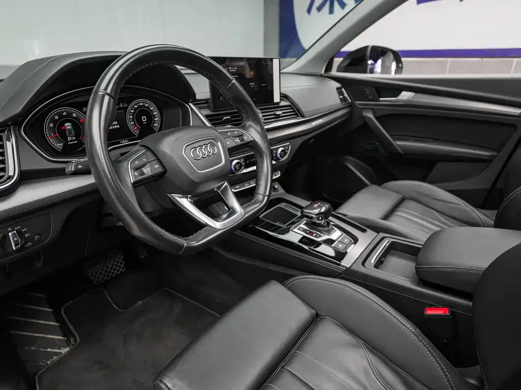 Audi Q5L 2022 40T luxury and dynamic model купить на сайте DeffCars