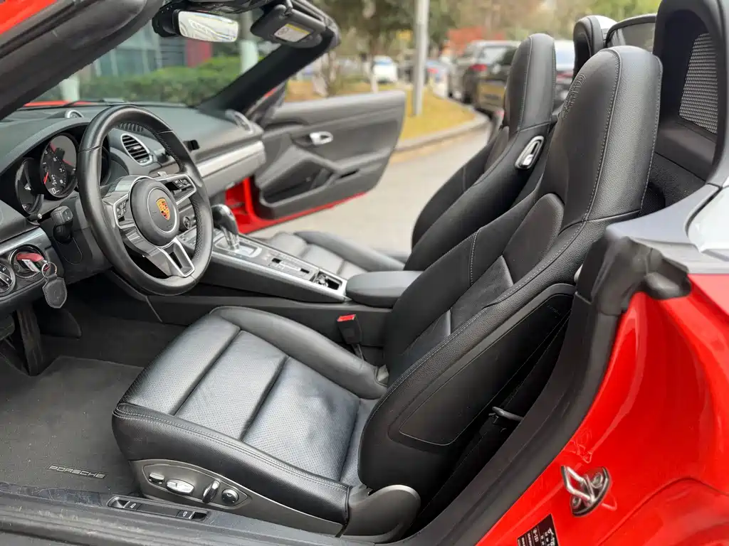 Porsche 718 2018 Boxster 2.0T купить на сайте DeffCars