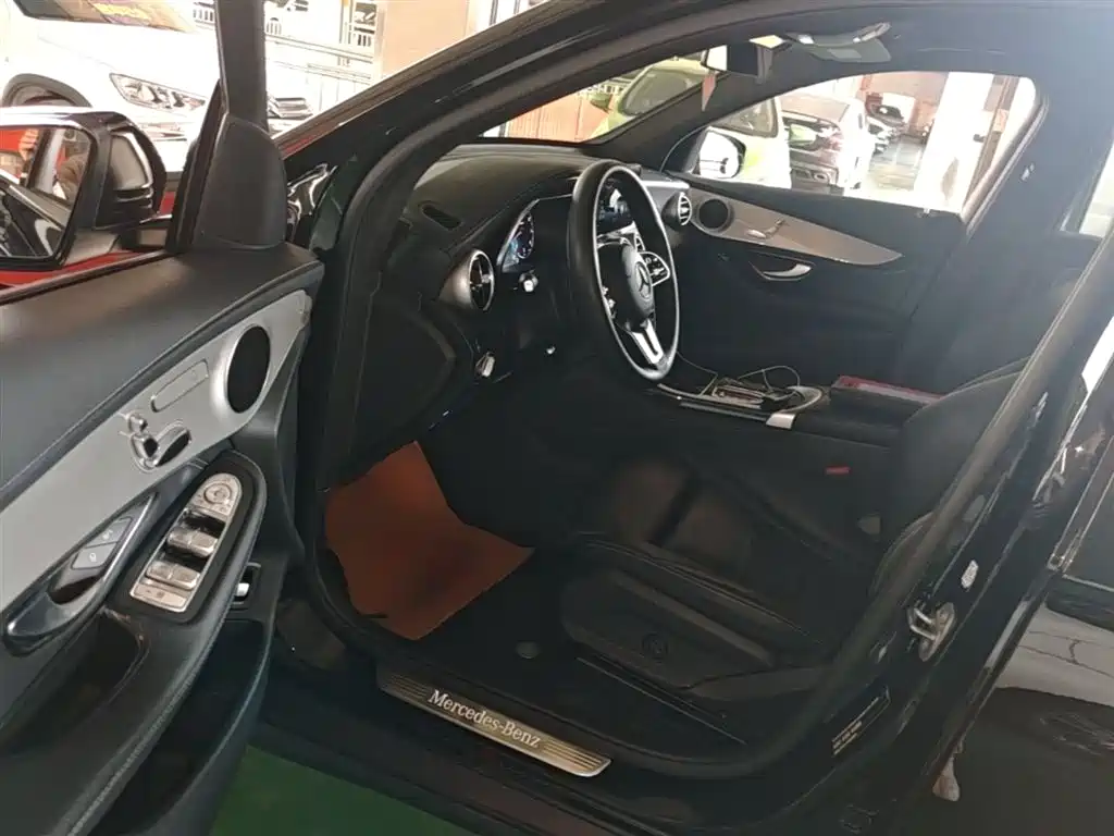 Mercedes-Benz GLC 2020 facelift GLC 260 L 4MATIC dynamic купить на сайте DeffCars