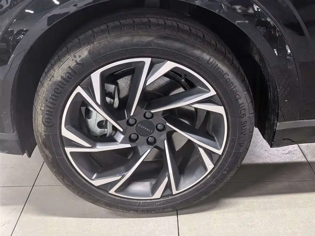 Lynk & Co 09 2021 2.0T Halo seven seats купить на сайте DeffCars