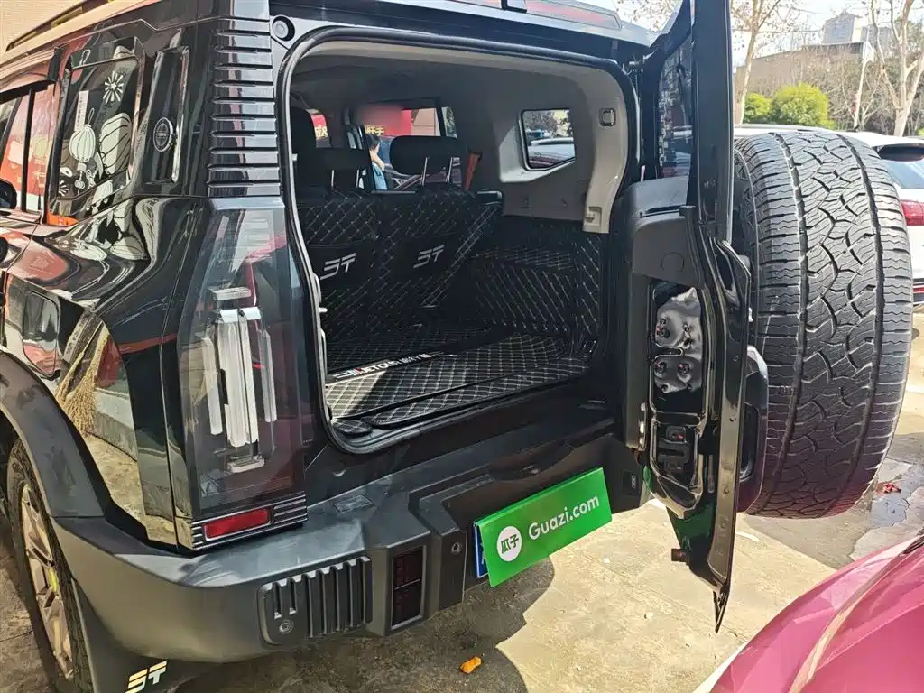 Jietu Traveler 2023 2.0T four-wheel drive conquers купить на сайте DeffCars