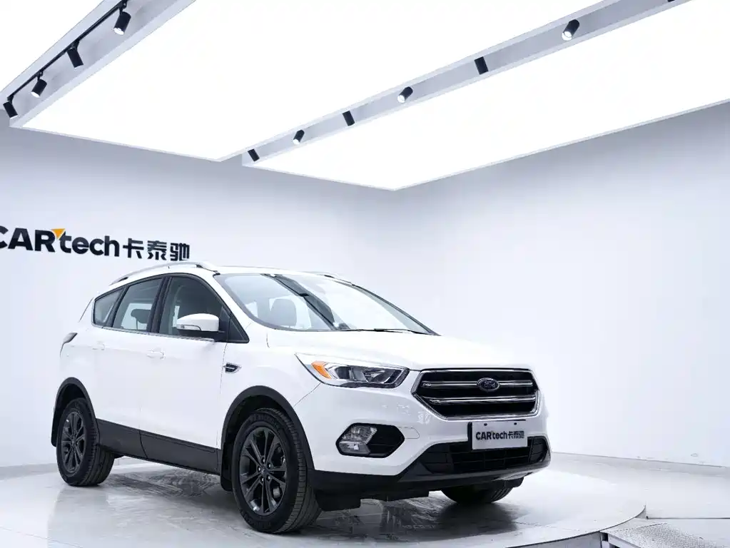 Escape 2019 EcoBoost 180 two-wheel drive platinum airfoil National VI купить на сайте DeffCars