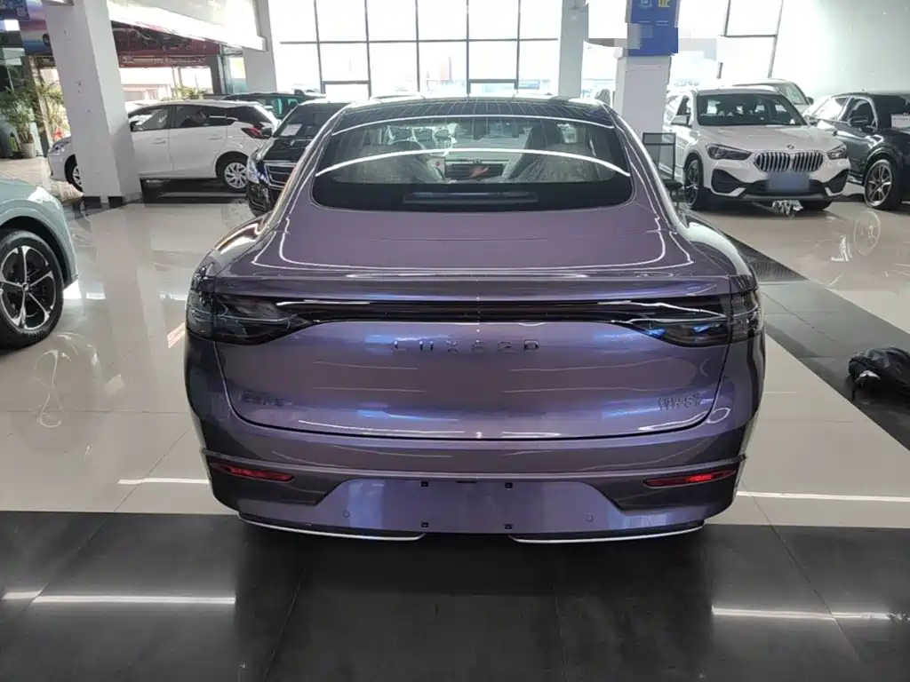 Zhijie S7 2024 Pro купить на сайте DeffCars