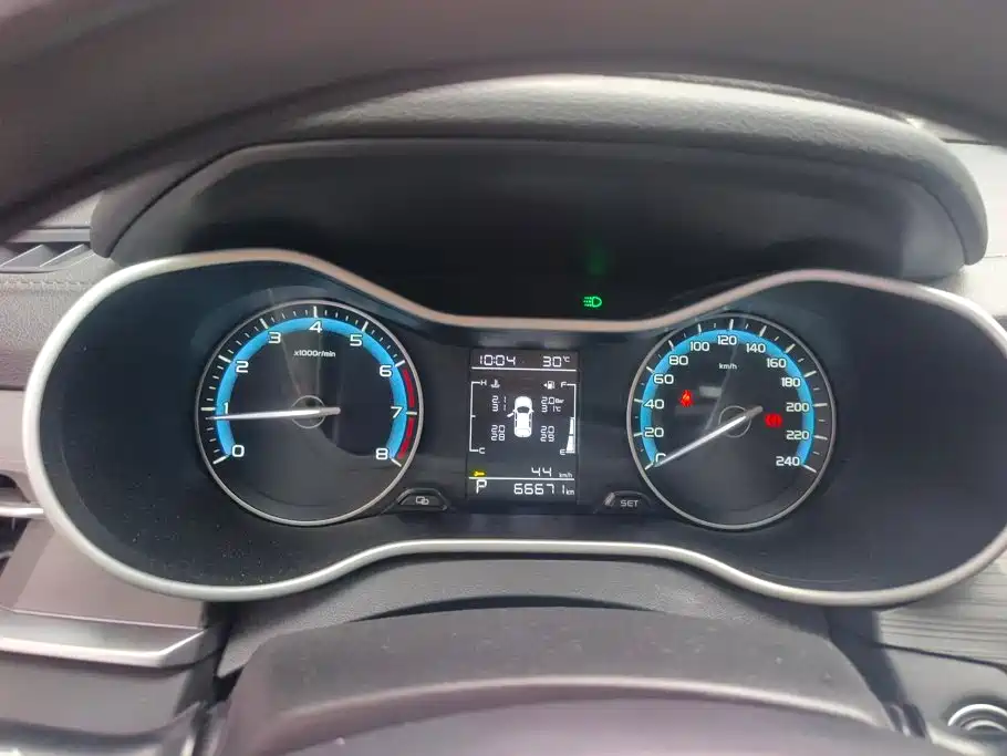 Emgrand 2021 UP 1.5L CVT luxury model купить на сайте DeffCars