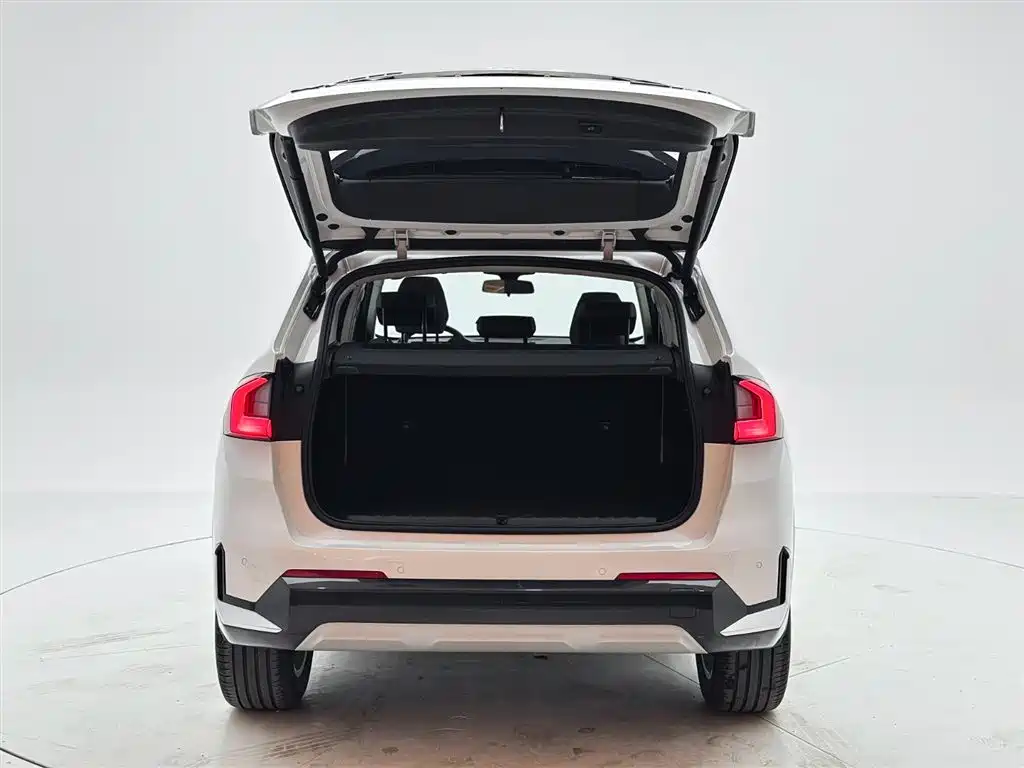 BMW X1 2023 sDrive20Li X Design Package купить на сайте DeffCars