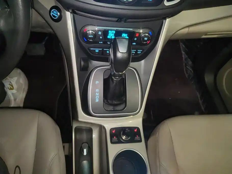 Escape 2013 2.0L GTDi four-wheel drive premium model купить на сайте DeffCars